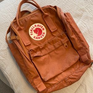 Mini Fjallraven Kanken Backpack